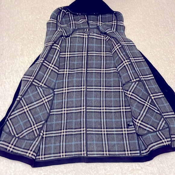 Coat - Picture 2 of 3